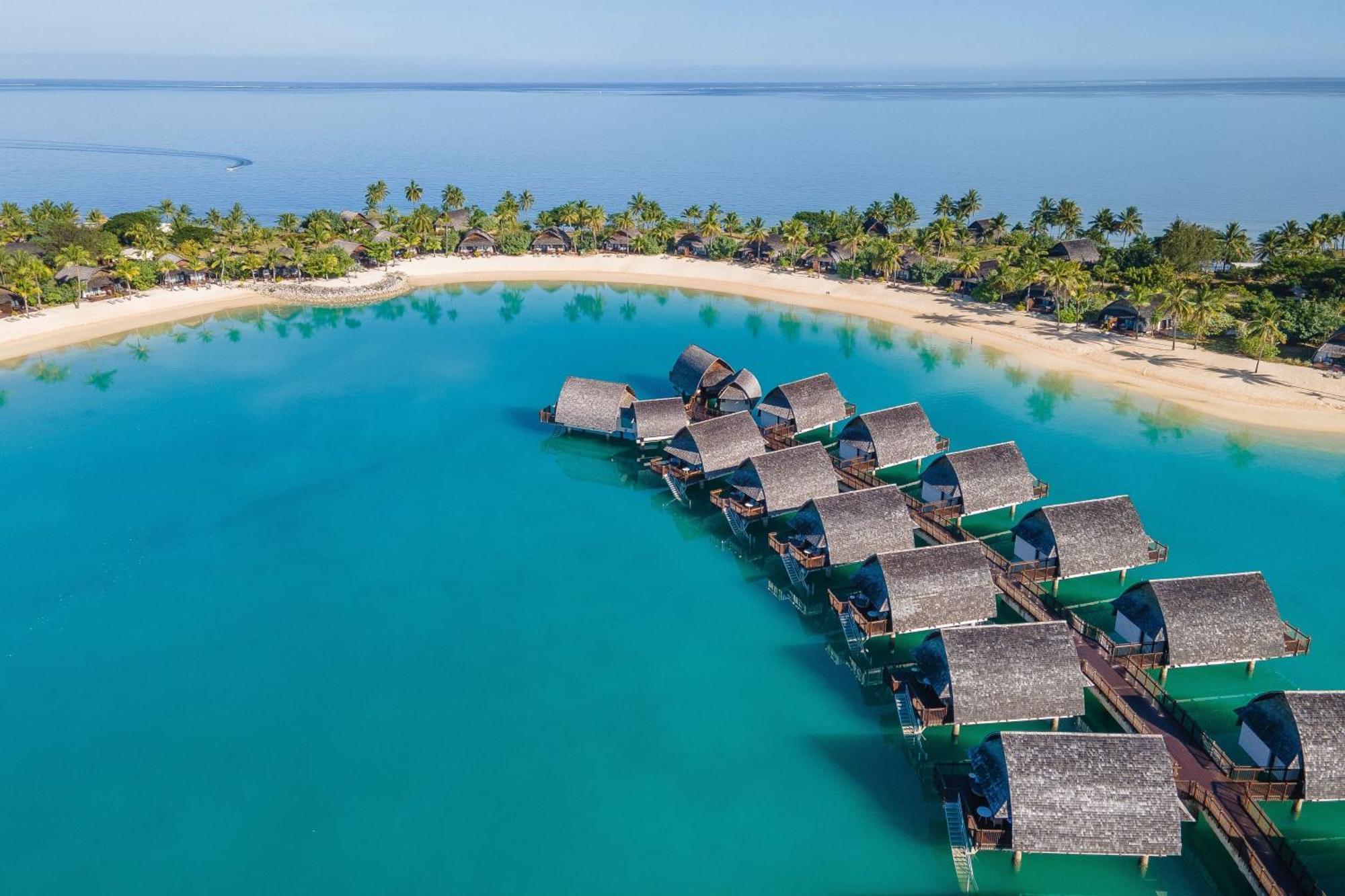 Fiji Marriott Resort Momi Bay מראה חיצוני תמונה Aerial view of the resort